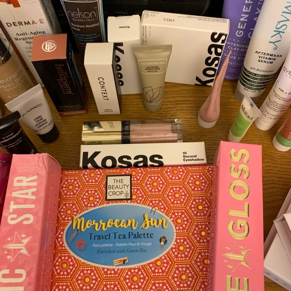 MAKEUP AND SKINCARE BUNDLE OF 35 NEW ITEMS NAME BRANDS - Picture 8 of 10